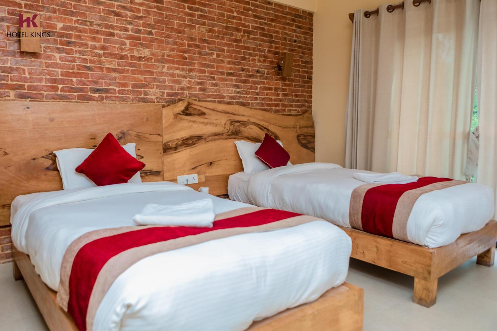 Hotel Kings Pokhara Ngoại thất bức ảnh