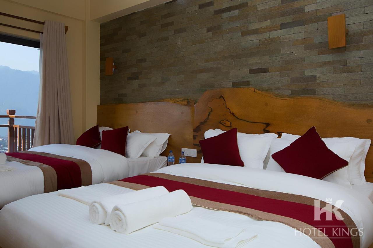 Hotel Kings Pokhara Ngoại thất bức ảnh