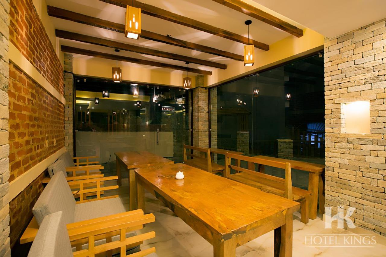Hotel Kings Pokhara Ngoại thất bức ảnh
