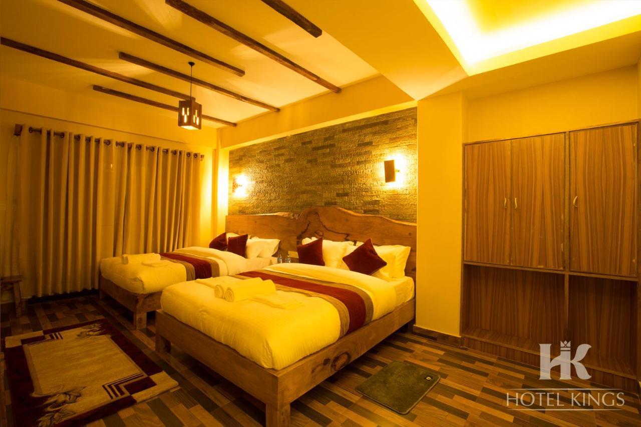Hotel Kings Pokhara Ngoại thất bức ảnh